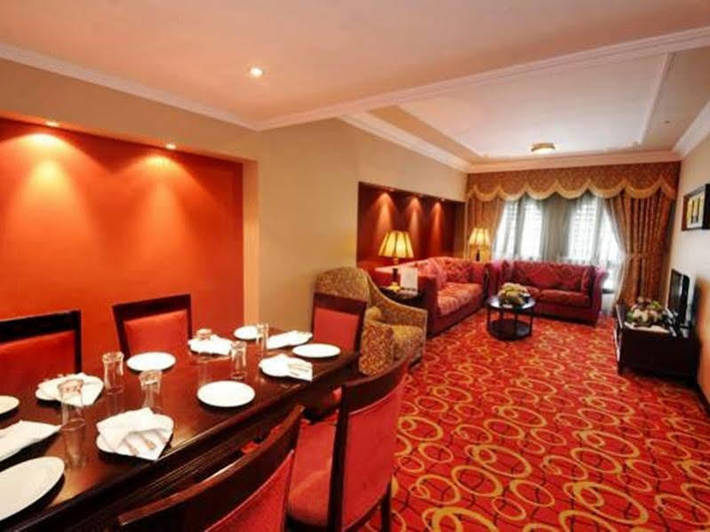 Taiba Suites Madinah Medine Dış mekan fotoğraf Suite